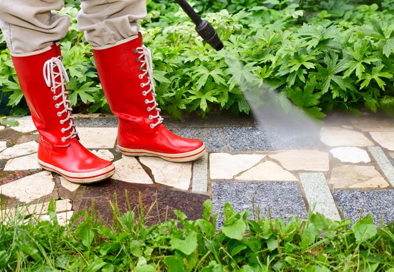 Hire A Professional Pressure Washer Or DIY?